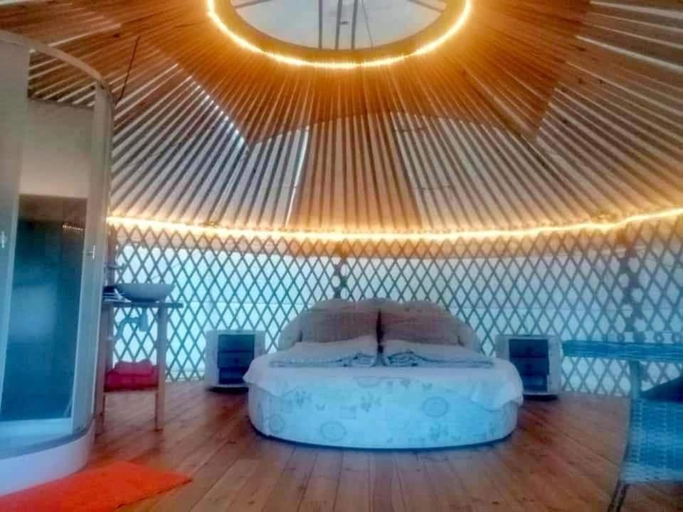 Jurta Hotel Balatongyoeroek ภายนอก รูปภาพ